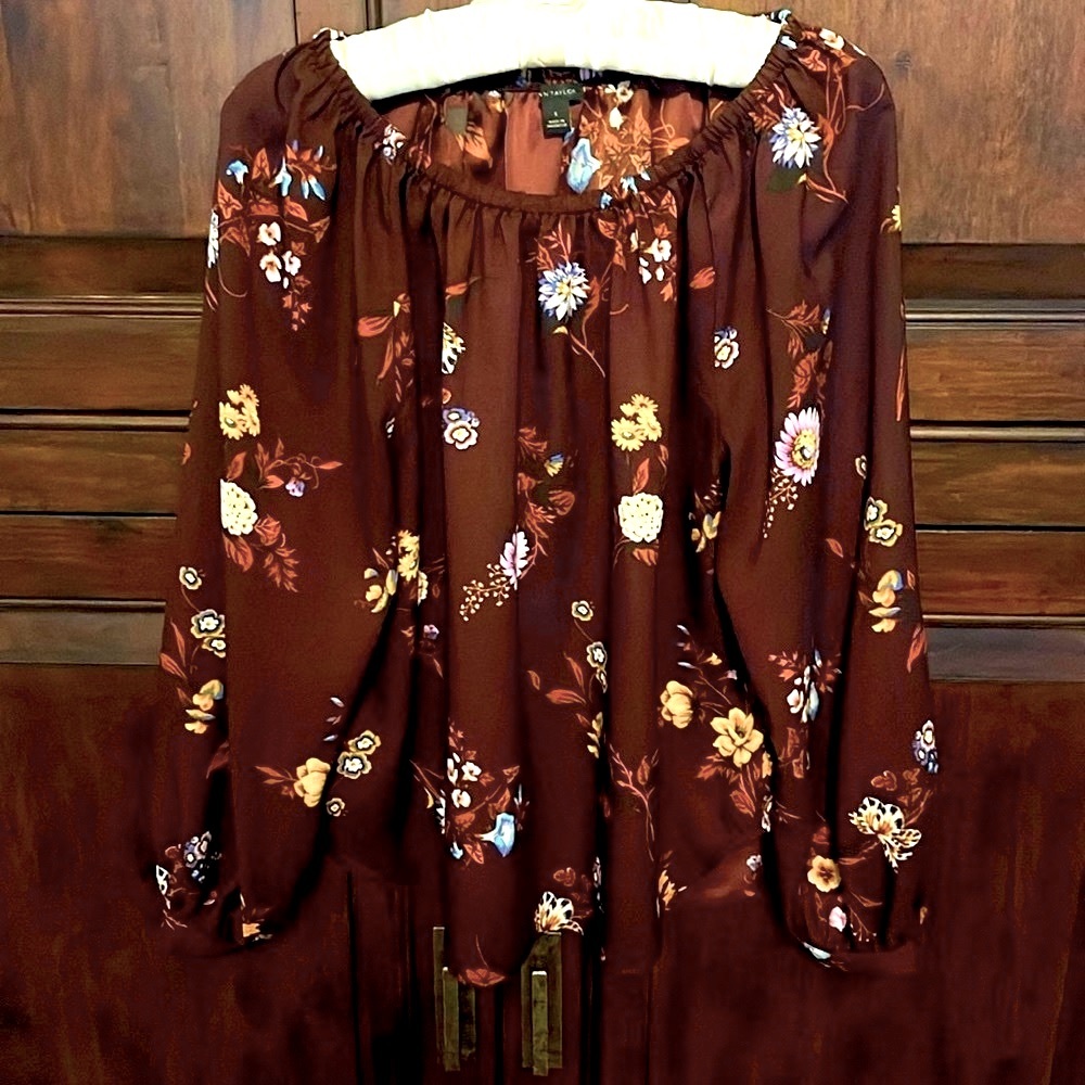Ann Taylor blouse, like new 🎉🥳💕
